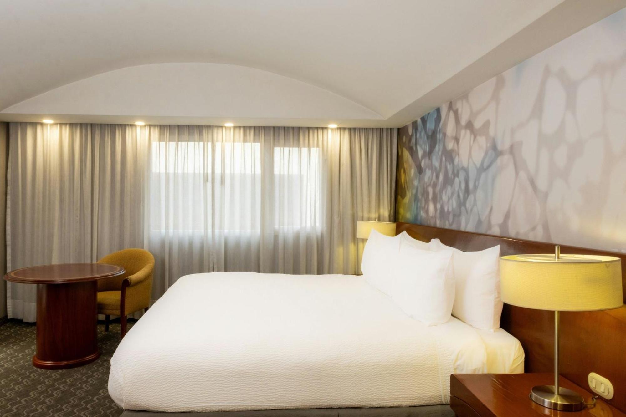 Courtyard By Marriott Revolucion Cidade do México