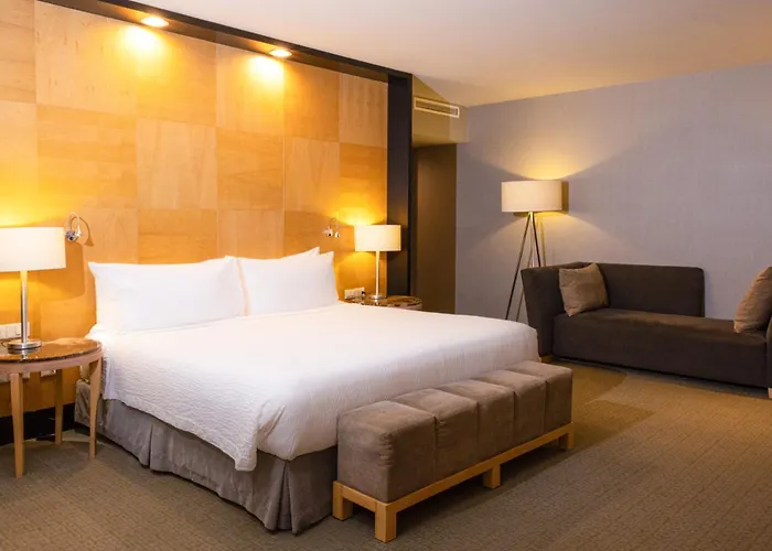 Courtyard By Marriott Mexico City Revolucion